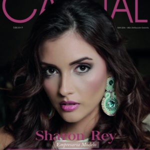 DIRECTORA DE CATWALK MODELS EN PORTADA DE REVISTA CASUAL